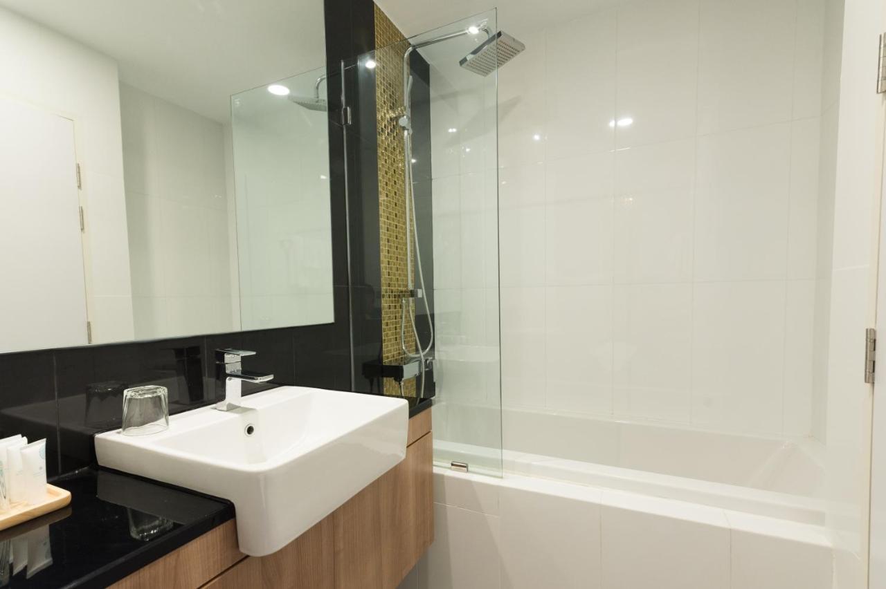 Akira Hotel Sziracsa Kültér fotó